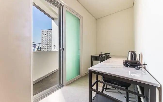 Oda (Deluxe - No hard 2PC (Netflix availab)