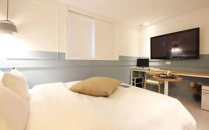 Oda (Premium (Netflix viewing available))