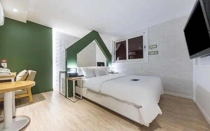 Oda (Premium (Netflix viewing available))