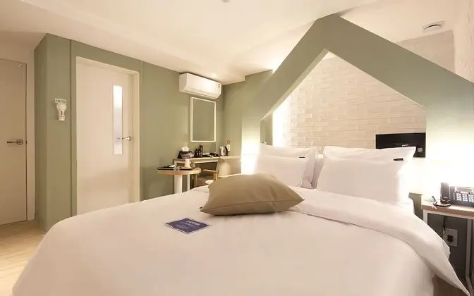 Oda (Premium (Netflix viewing available))