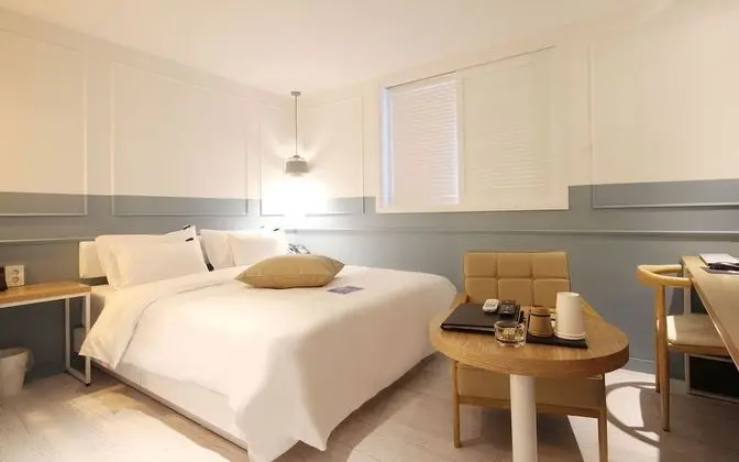 Oda (Premium (Netflix viewing available))