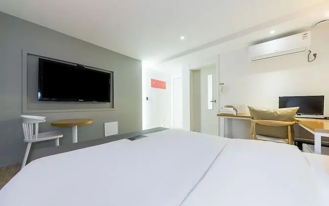 Oda (Standard (Netflix viewing available))