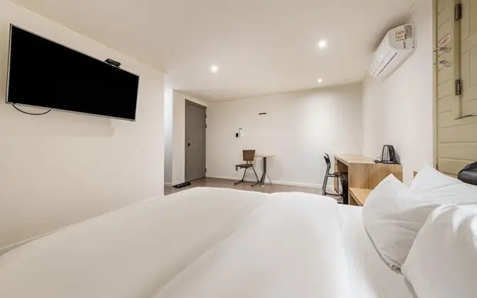 Royal Tek Büyük Yataklı Oda