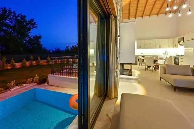 Villa, Bahçe Manzaralı