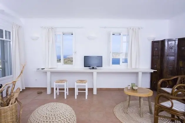 Myconian Sea View Suite