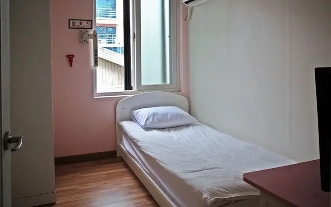 Oda (Standard Single Room)