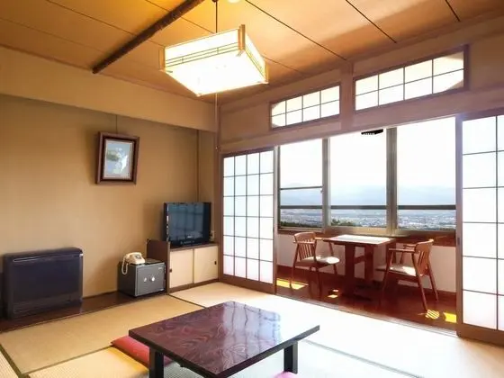 Traditional Oda (with Private Toilet  1-3 People)