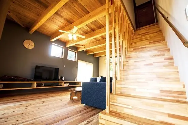 Ev, Sigara İçilmez (Private Vacation Home)