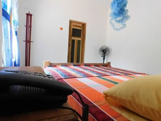 Luxury Tek Büyük Yataklı Oda, 2 Yatak Odası, Sigara İçilebilir, Bahçe Manzaralı