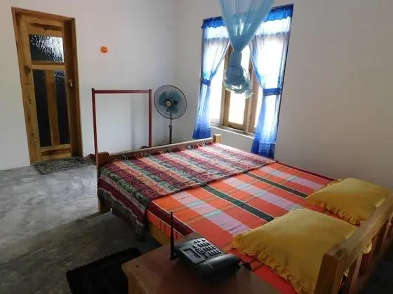 Luxury Tek Büyük Yataklı Oda, 2 Yatak Odası, Sigara İçilebilir, Bahçe Manzaralı