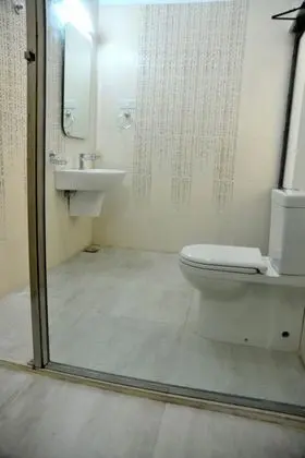 Superior Tek Büyük Yataklı Oda, 2 Büyük (Queen) Boy Yatak, Özel Banyo, Bahçe Manzaralı