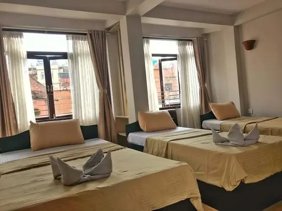Deluxe Üç Kişilik Oda
