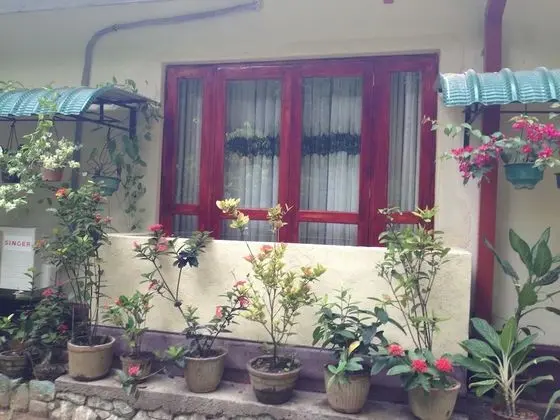 Deluxe Tek Büyük Yataklı Oda, Bahçe Manzaralı