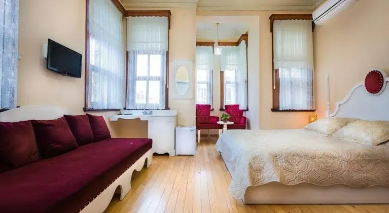 Deluxe Oda, Deniz veya Kara Manzaralı