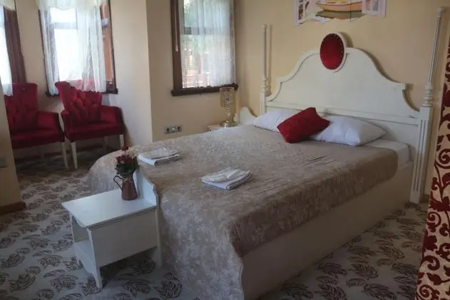 Deluxe Oda, Deniz veya Kara Manzaralı