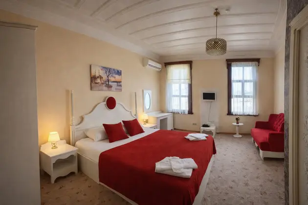 Deluxe Oda, Deniz veya Kara Manzaralı