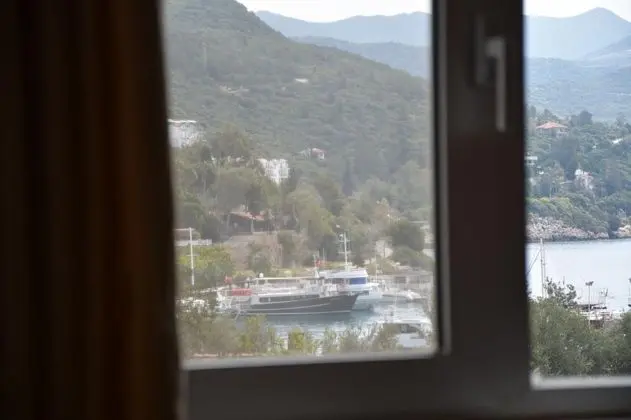 Standart Oda, Kısmi Deniz Manzaralı, Ortak Teraslı