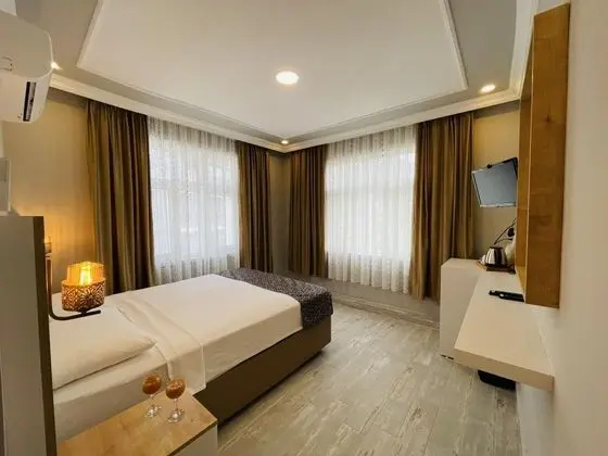 Standart Oda, Kısmi Deniz Manzaralı, Ortak Teraslı