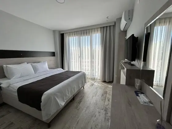 Superior Room with Garden View