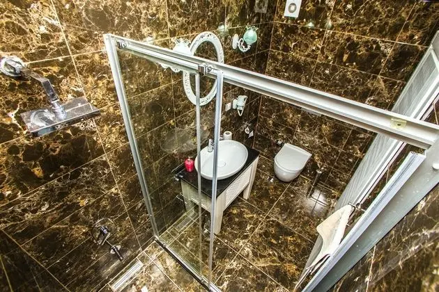 Standart Oda, Bahçe Manzaralı