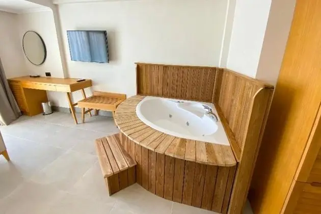 King Queen Suite Oda