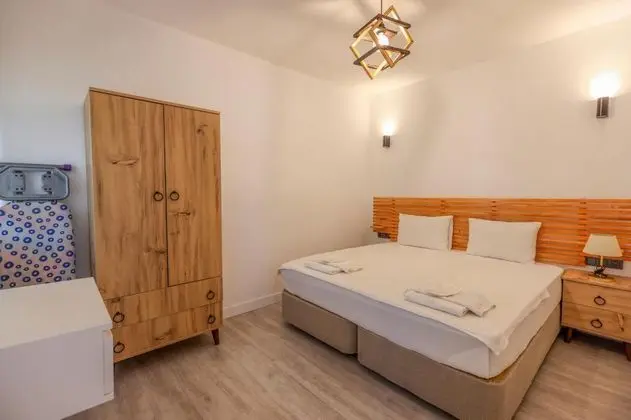 Apart Oda, Bahçe Manzaralı, Balkonlu
