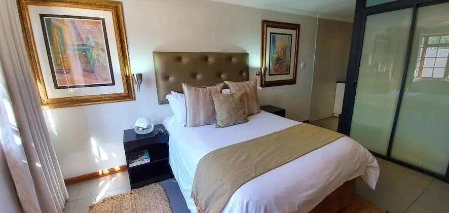 Standard Tek Büyük Yataklı Oda (Self Catering)