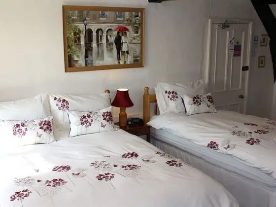 Üç Kişilik Oda, Banyolu/Duşlu