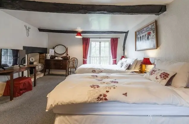 Üç Kişilik Oda, Banyolu/Duşlu