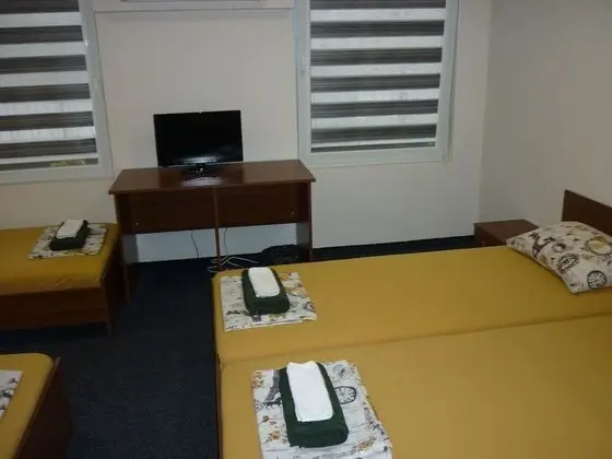 Standard Dört Kişilik Oda