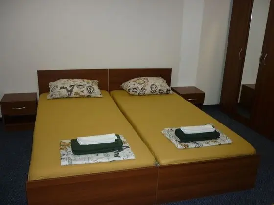 Standard Tek Büyük veya İki Ayrı Yataklı Oda