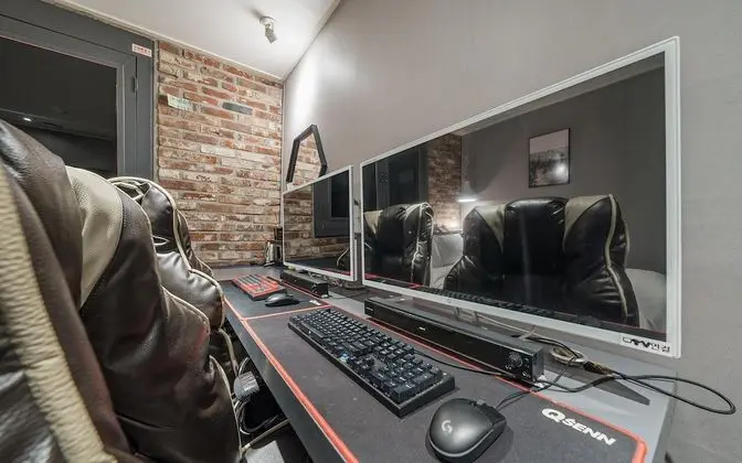 Oda (Deluxe/couple PC (Wavve Netflix GTX10)
