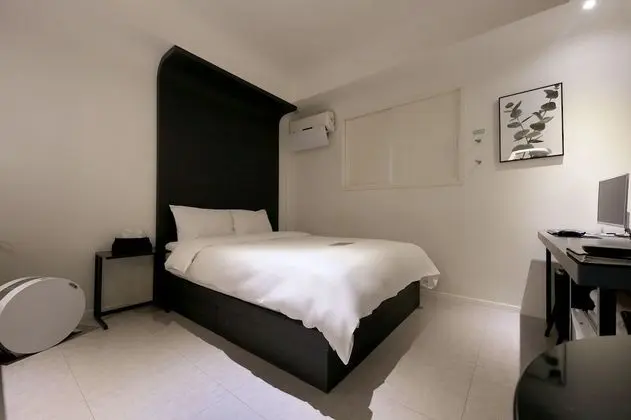 Premium Double Room (Battle PC/Extra Fee for 2+ Nights including Weekend or National Holidays)