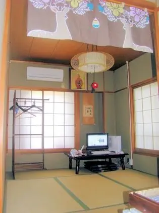 Traditional Oda, Sigara İçilmez (3 Japanese Futon Beds)