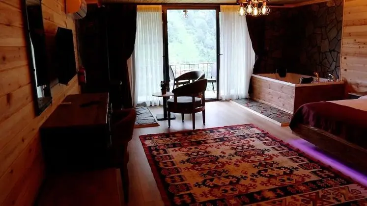 Deluxe Süit, 1 Çift Kişilik Yatak, Sıcak Su Küveti, Nehir Manzaralı