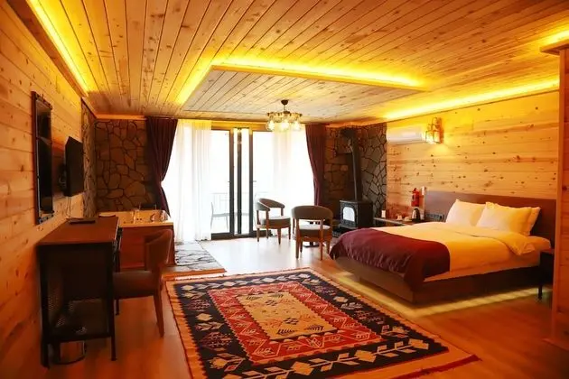Deluxe Süit, 1 Çift Kişilik Yatak, Sıcak Su Küveti, Nehir Manzaralı