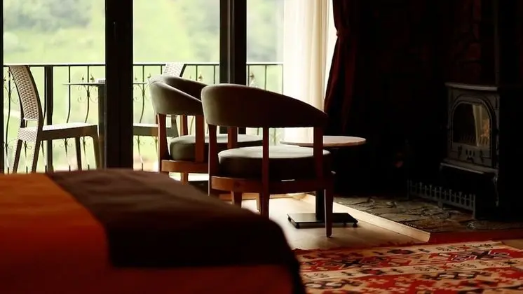 Deluxe Süit, 1 Çift Kişilik Yatak, Sıcak Su Küveti, Nehir Manzaralı