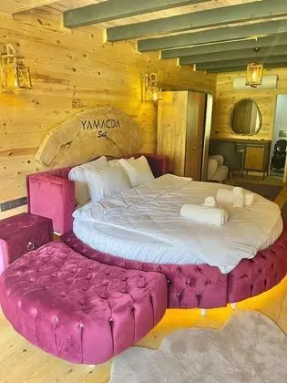 Presidential Süit, Birden Çok Yatak Odası, Sauna, Nehir Manzaralı