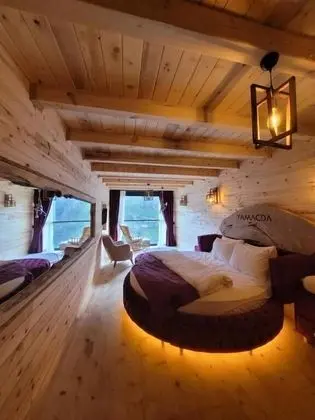 Presidential Süit, Birden Çok Yatak Odası, Sauna, Nehir Manzaralı