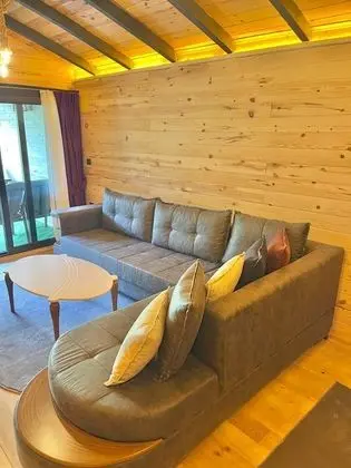 Presidential Süit, Birden Çok Yatak Odası, Sauna, Nehir Manzaralı