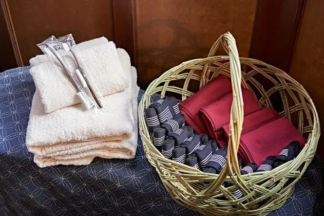 Superior Oda, Sigara İçilmez, Ortak Banyo