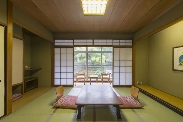 Traditional Oda (Japanese Style)