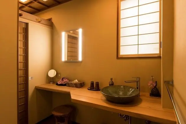 Oda, Sigara İçilmez (TSUKUSHI - Japanese-Style Room)