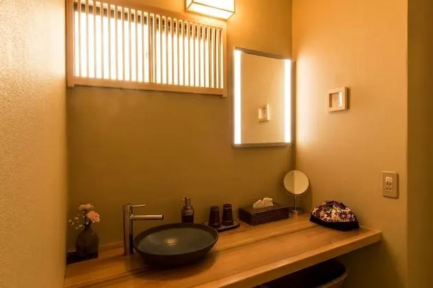 Oda, Sigara İçilmez (YAMABUKI - Japanese-Style Room)