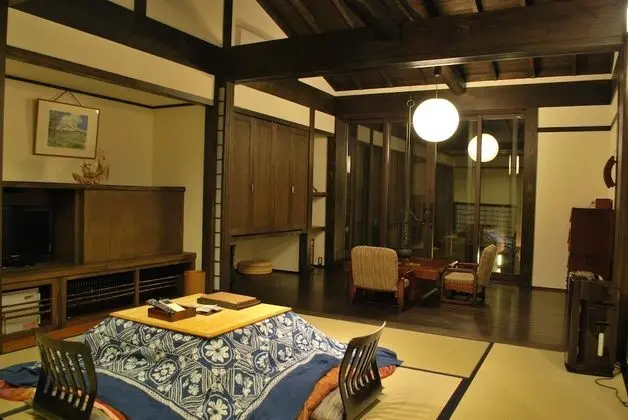 Traditional Oda (KUROMOJI, Japanese Style,with Sunroom)