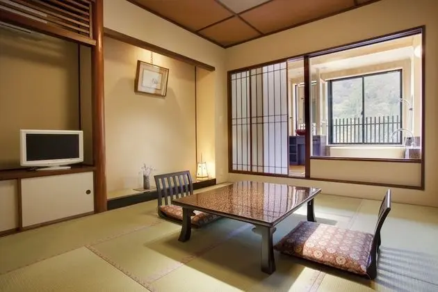 Traditional Oda (Semi Open-air Bath For 2 People)