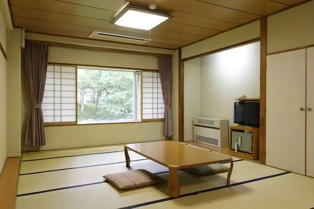 Family Oda (Japanese Style,Shared Bath and Toilet)