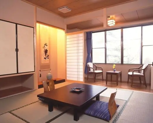 Traditional Oda (Japanese Style, 10 Tatami, Toilet)