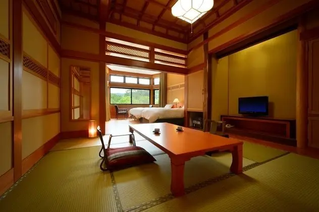 Traditional Oda (Twin Room + 8 Tatami Mats)