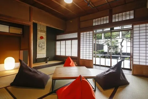 Traditional Oda (Japanese Style, 5 Guests, 2nd Floor)
